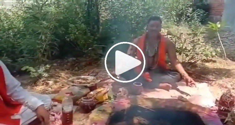 Baba performing yagna to drive away the coronavirus, watch Funny Video