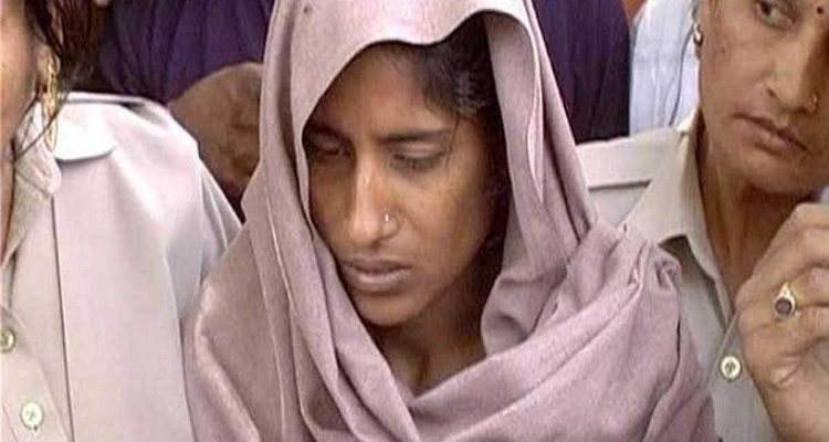Shabnam's son Mohammad Taj begged President to save her from hanging, Pardon my mother's crime